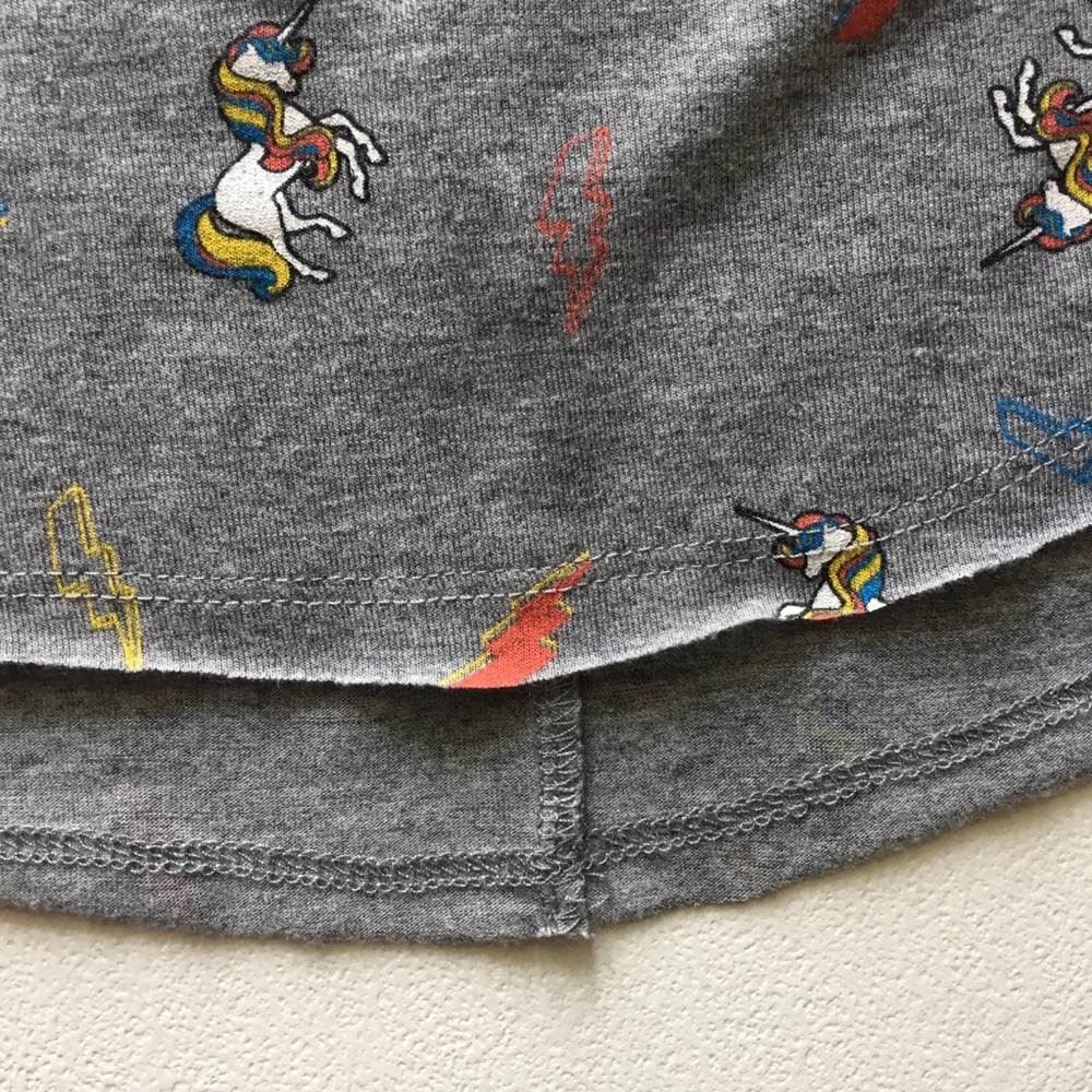 Modern Lux tank gray top with unicorns size XL - Picture 5 of 8